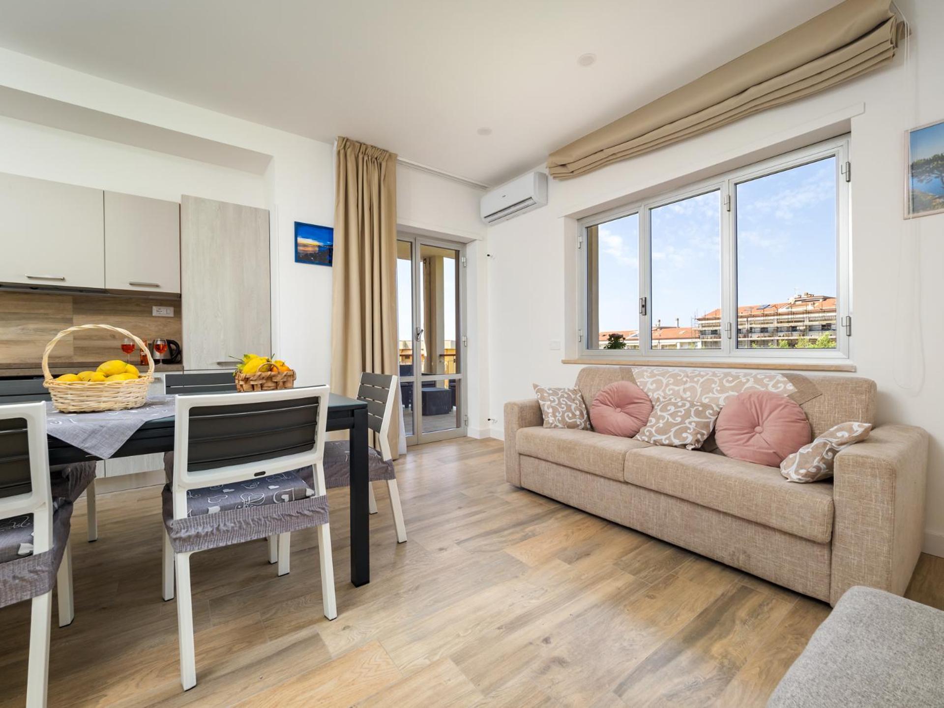 Nonno Angelo - 4 Bedrooms With Free Parking & Seaview Balcony 索伦托 外观 照片